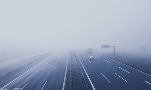 Ga niet de mist in. Zet je mistlampen aan