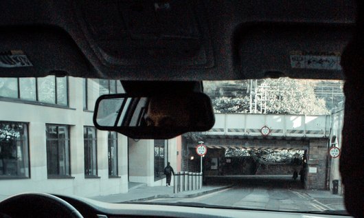 "Hij haalde het bloed onder mijn nagels vandaan"